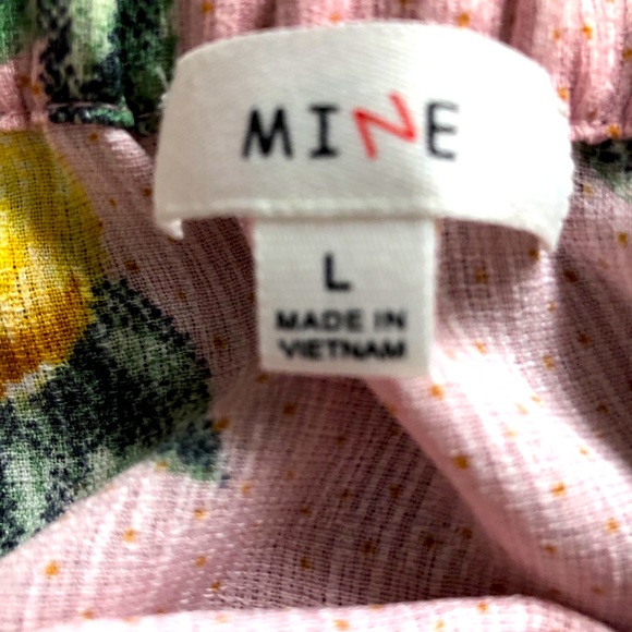 Lemon off shoulder - Picture 3 of 3